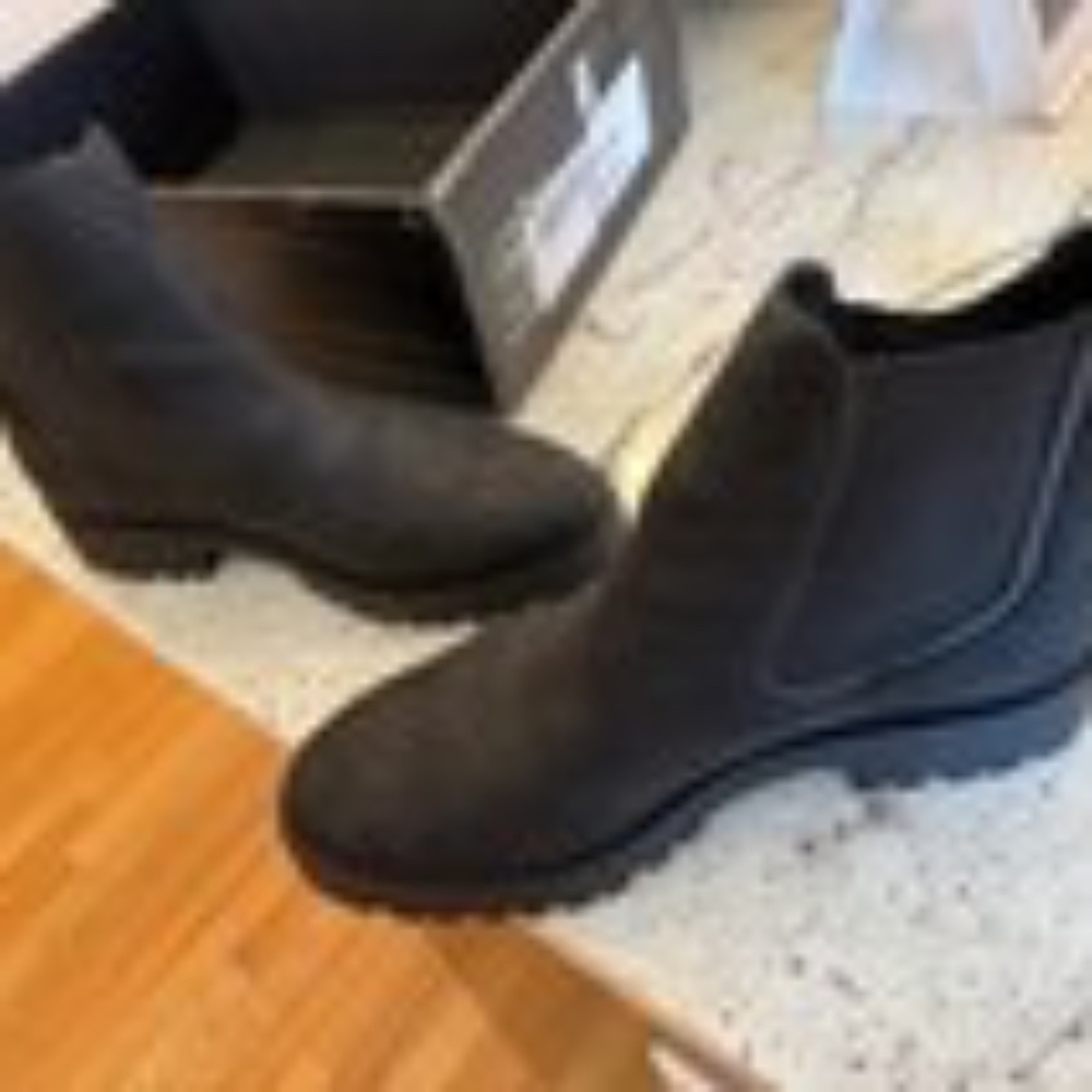 Thursday Boot Company Chelsea Legend Black Leather Boots Women's 9.5